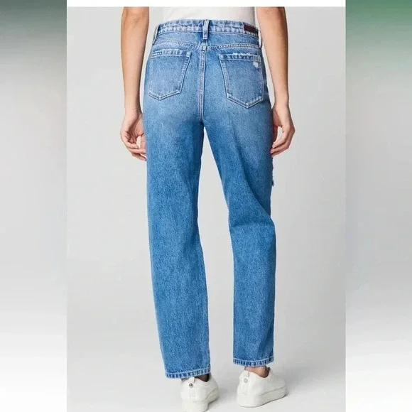 NWT BLANKNYC Relaxed High Rise Straight Leg Rip Loose Fit Jeans - Picture 6 of 7